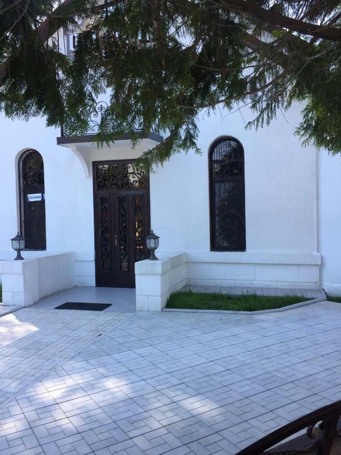 Hotel Old Pitius Pizunda Exterior photo